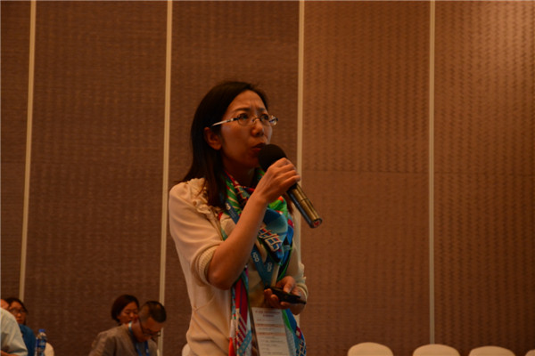 研討會2-浙江遨優動力系統有限公司副總經-理艾群 (1).jpg