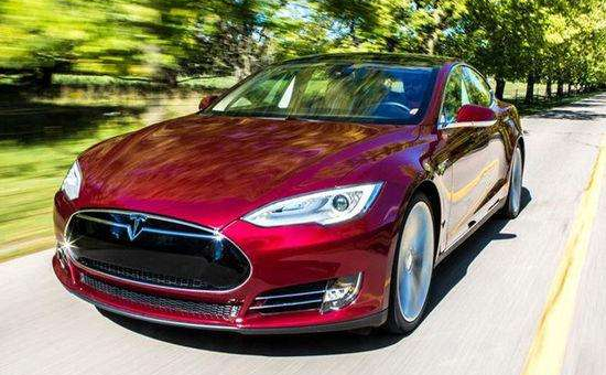 特斯拉在華召回1.4萬(wàn)輛 電動(dòng)車(chē)亟待破解安全難題