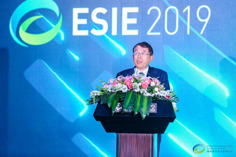 動力電池帶動儲能成本快速下降 2019年我國電化學儲能裝機將達1.92GW