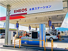 加氫站建設(shè)再提速！我國氫燃料電池業(yè)駛?cè)搿翱燔嚨馈保?></span>
							<div>
								<h3>加氫站建設(shè)再提速！我國氫燃料電池業(yè)駛?cè)搿翱燔嚨馈保?/h3>
								<p>在政策與資金等多重利好因素的刺激下，我國氫燃料電池業(yè)逐漸駛?cè)肓恕翱燔嚨馈薄?...</p>
							</div>
							</a>
						</li>
						<li>
							<a href=