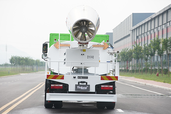 銀隆新能源多功能抑塵車出擊,車過(guò)無(wú)塵! 銀隆新能源多功能抑塵車出擊,車過(guò)無(wú)塵!