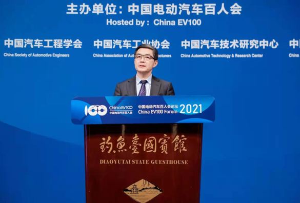 歐陽(yáng)明高：要平衡比能量/壽命/快充/安全/成本等相互矛盾的性能指標(biāo)