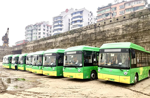 銀隆新能源微公交倍受喜愛(ài) 重慶表示：再來(lái)一批