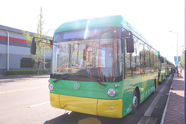 銀隆新能源微公交倍受喜愛(ài) 重慶表示：再來(lái)一批