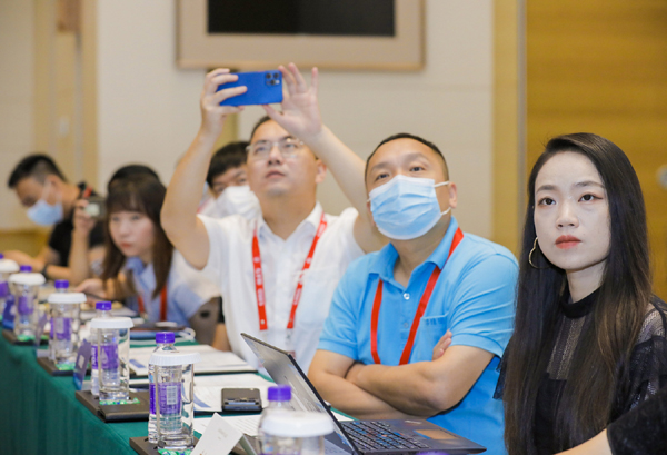 “中國電動車鋰電安全聯盟”籌備成立閉門會在廣州召開 “中國電動車鋰電安全聯盟”籌備成立閉門會在廣州召開