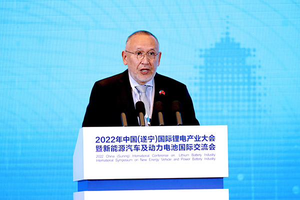 智利駐成都總領(lǐng)事迪亞茲：智利政府正籌建鋰礦開采新制度