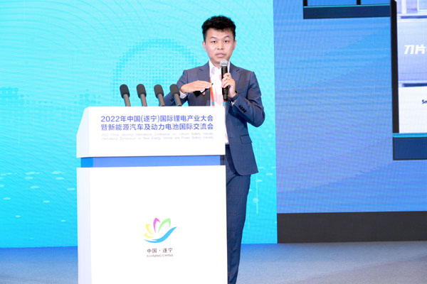 弗迪電池有限公司產(chǎn)品規(guī)劃部經(jīng)理易寧：刀片電池CTB技術(shù)優(yōu)勢(shì)解析