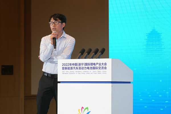 四川研一新材料有限責任公司董事長、深圳研一新材料有限責任公司新材料事業群董事長兼供應鏈中心采購總監程林