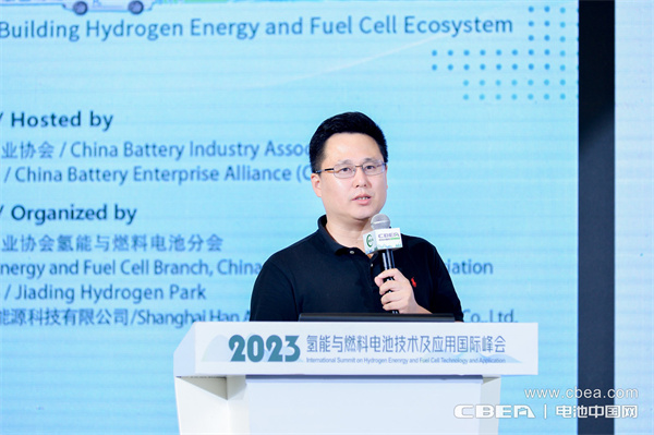 佛山大學(xué)特聘研究員、廣東省汽車智能網(wǎng)聯(lián)發(fā)展促進(jìn)會(huì)氫能汽車專委會(huì)主任委員周飛鯤：氫能重卡商業(yè)化對(duì)整車性能與控制技術(shù)的需求與發(fā)展趨勢(shì)