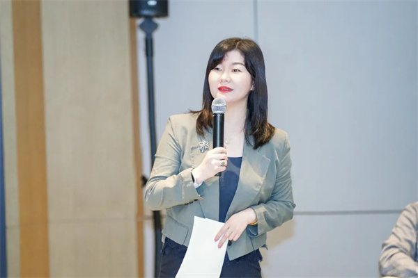 “Li+學(xué)社”高端對(duì)話：警惕全球化機(jī)遇下，鋰電企業(yè)的出海挑戰(zhàn)和技術(shù)迭代風(fēng)險(xiǎn)