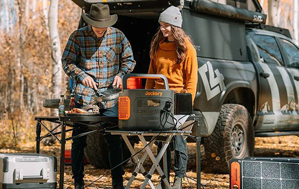 華寶新能：全球化品牌戰(zhàn)略的“表”與“里”