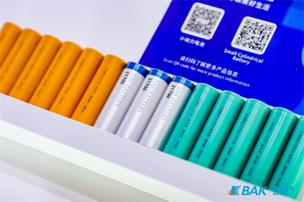 比克電池連續(xù)四屆亮相CIBF大會(huì),以創(chuàng)“芯”賦能綠色生活 比克電池連續(xù)四屆亮相CIBF大會(huì),以創(chuàng)“芯”賦能綠色生活