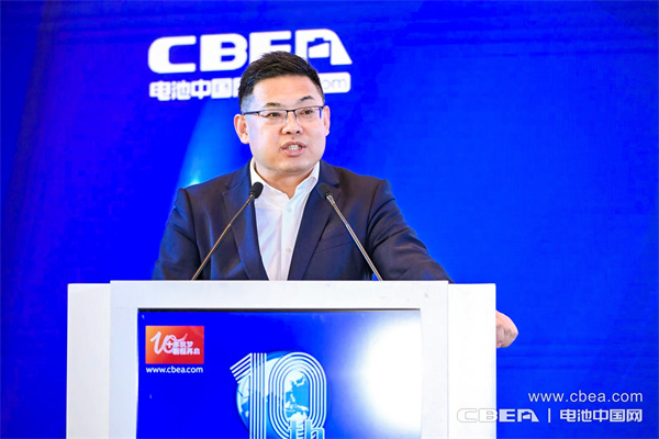 蜂巢能源楊紅新主旨發(fā)言：固態(tài)電池規(guī)模化量產(chǎn)路徑前瞻