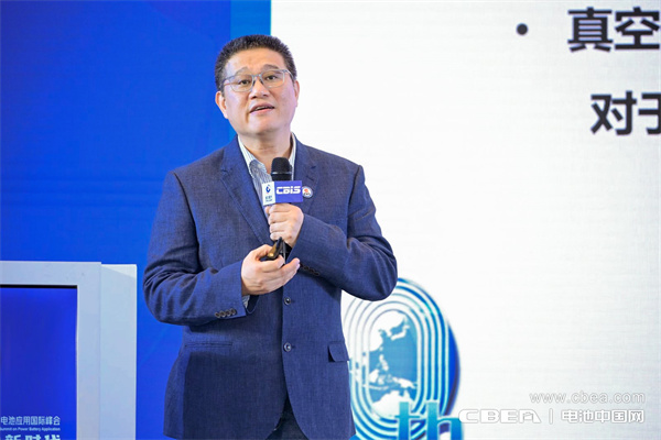 時代高科楊毅主題演講:破局“干燥”痛點,如何在固態(tài)電池干燥環(huán)節(jié)構筑核心壁壘 時代高科楊毅主題演講:破局“干燥”痛點,如何在固態(tài)電池干燥環(huán)節(jié)構筑核心壁壘