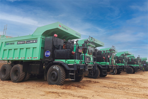 2025，微宏動力礦卡“芯”戰記：從邊疆到未來