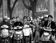 【南方日報】“封殺”電動車 駕車者贊成多 騎車者反對多