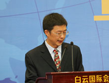 廣東產品質量監督檢驗研究院輕紡部副部長黃鎮澤：電動自行車節能環保，應改“禁”為“管”