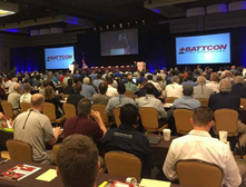 站在“風(fēng)口”看世界<br>雙登擁抱“互聯(lián)網(wǎng)+” 開啟綠色能源新時(shí)代