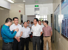 “你們的夢想很大，很宏偉！” 浙江省委常委、常務(wù)副省長袁家軍在超威調(diào)研時(shí)指出