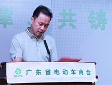 商會首任會長孫木鉗介紹商會情況