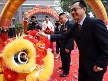 猛獅科技高起點建設電商O2O漳州體驗店